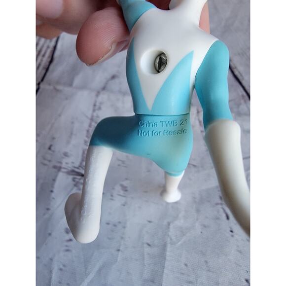 Lot 2 FRO zone Lucius 3.5in Action Figure McDonald's Disney Pixar Incredibles - Picture 7 of 7